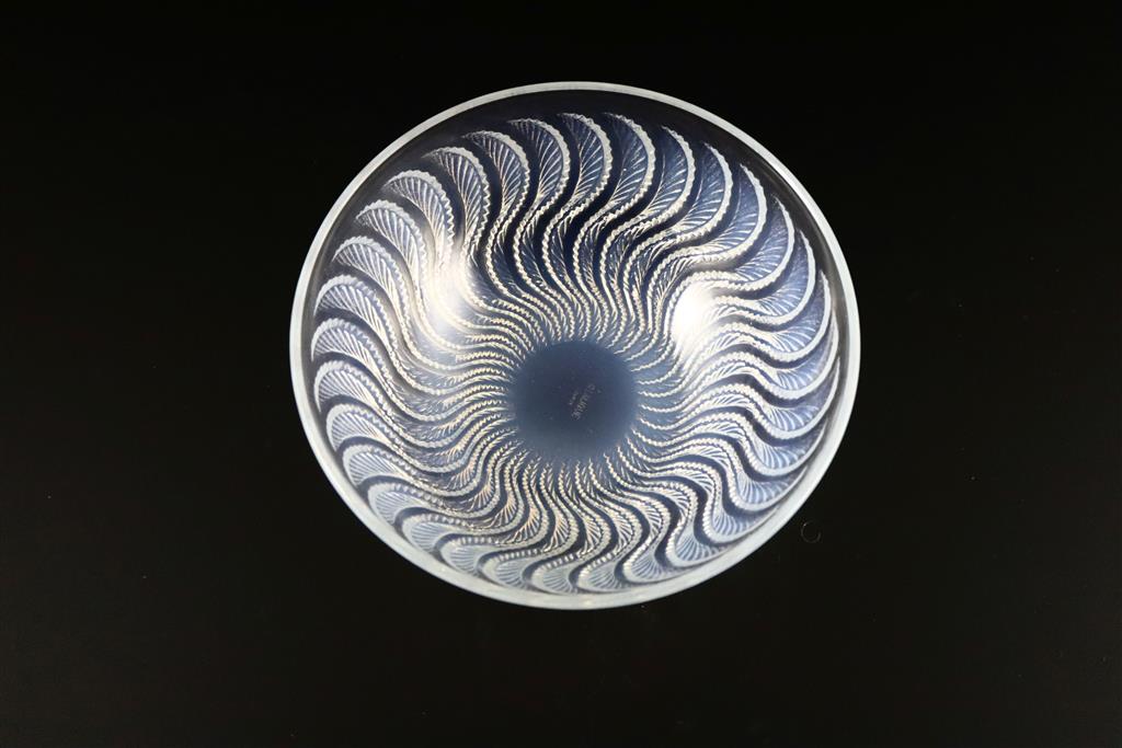 René Lalique. A pre-war Actinia pattern opalescent glass bowl, no.10-392, designed in 1933, 21cm diameter